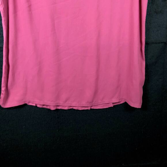 Express Womens Blouse Berry V Neck Sleeveless Flowy Slit Accents Medium - Picture 3 of 12